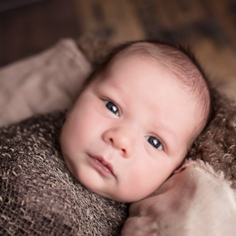 Ein generischen Foto von einen Baby.